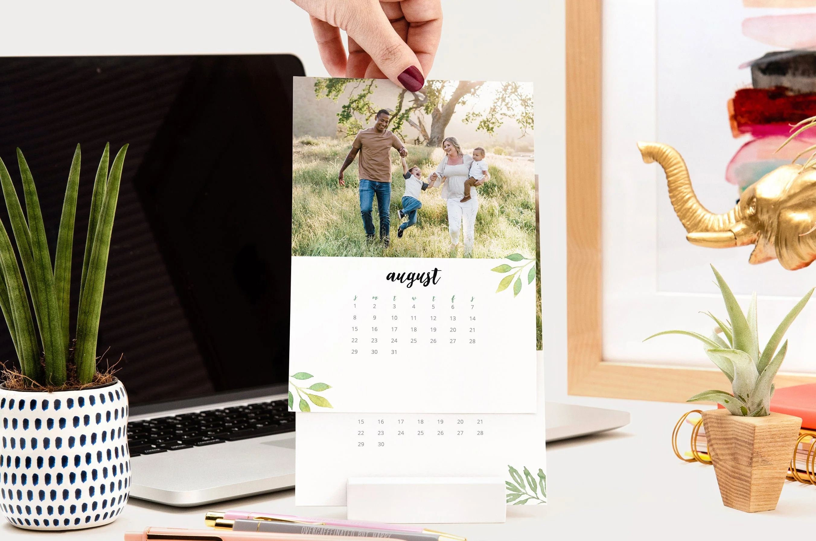 Desk Calendar - Image 4