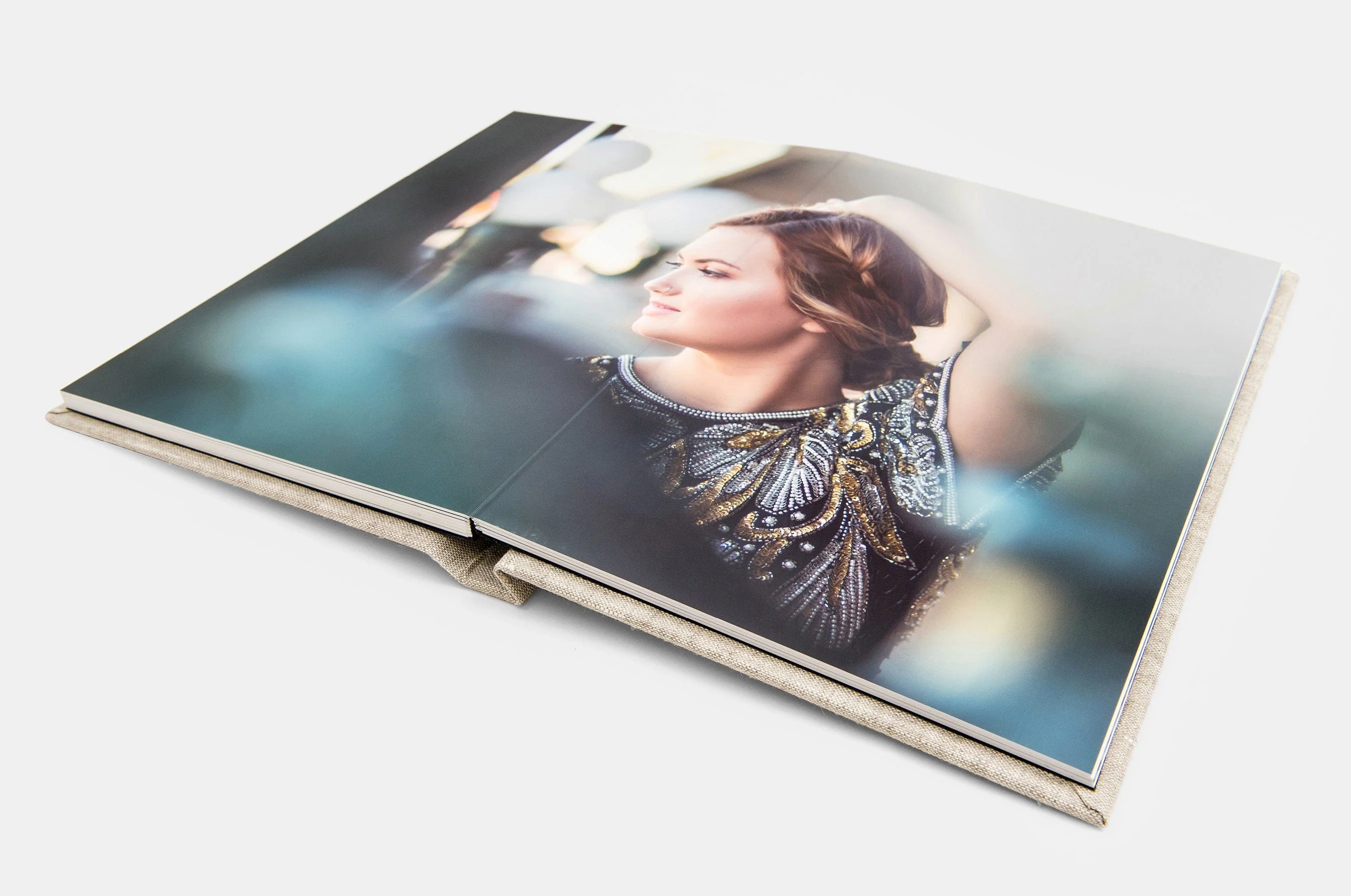 Senior Albums - Image 4